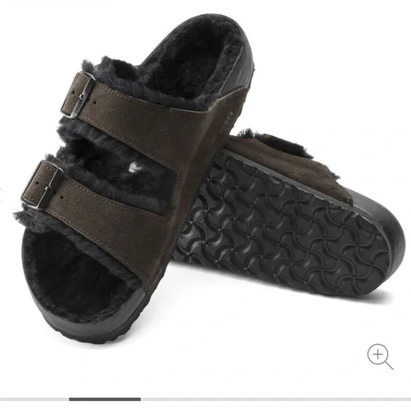 Birkenstock Arizona Shearling Sandals SZ 42 Mocha/Black Arizona Shearling Suede Leather in Color Mocha/Black  main image 4